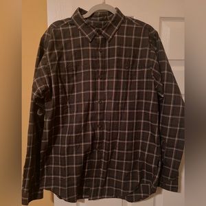 Patagonia M’s Size M Casual Button Down Shirt (Brown)